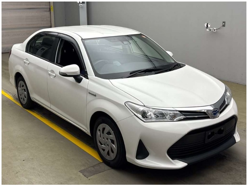 Toyota Axio  EX